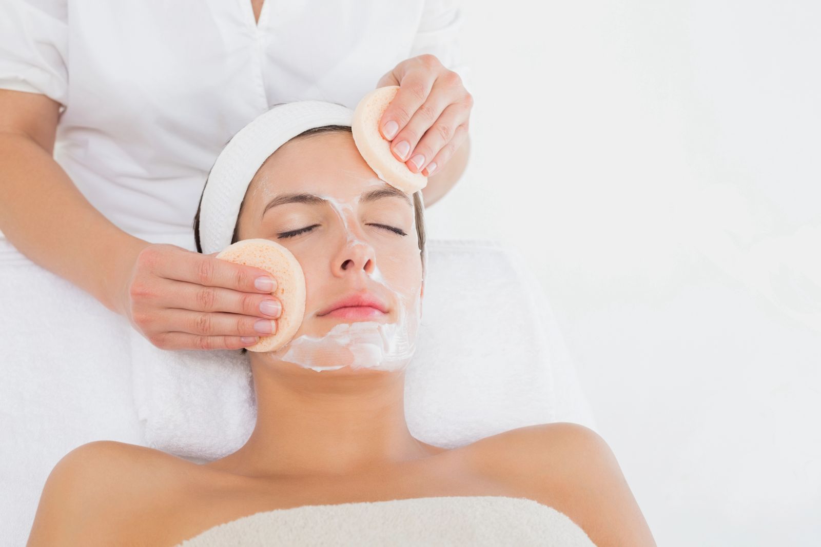 Higiene Profunda de Cutis. Limpieza, renovación e hidratación facial